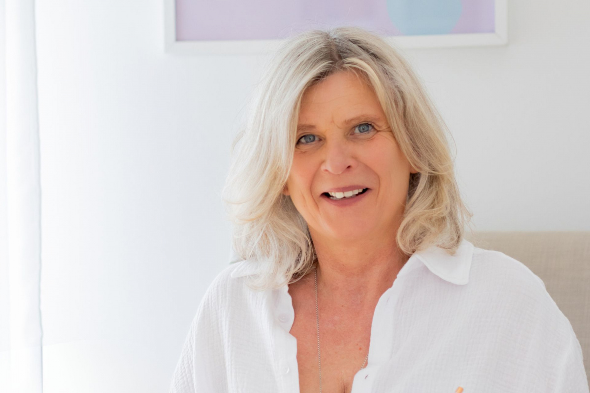 Daniela Brandl lächelt in die Kamera